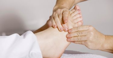 foot massage-foot pain relief-pain relief-muscle pain relief
